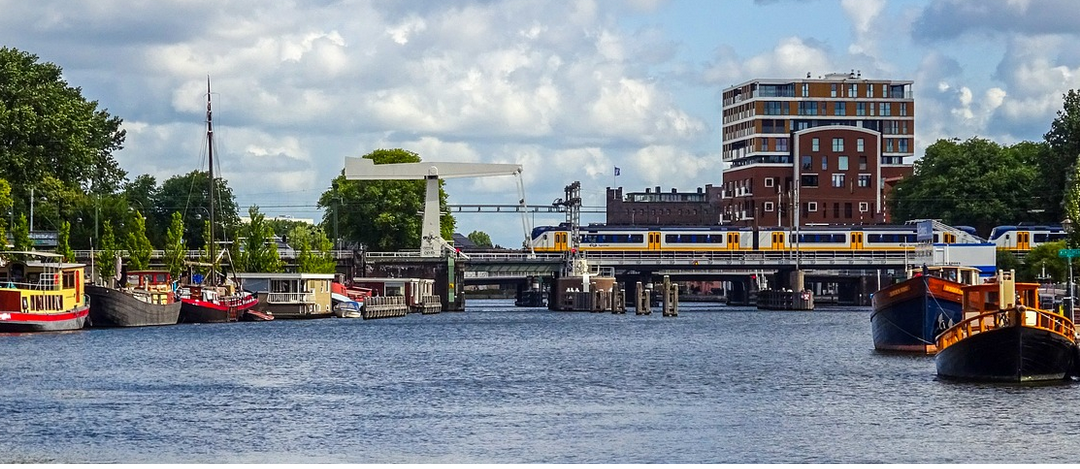 Bezoek Haarlem: dagje of citytrip per trein